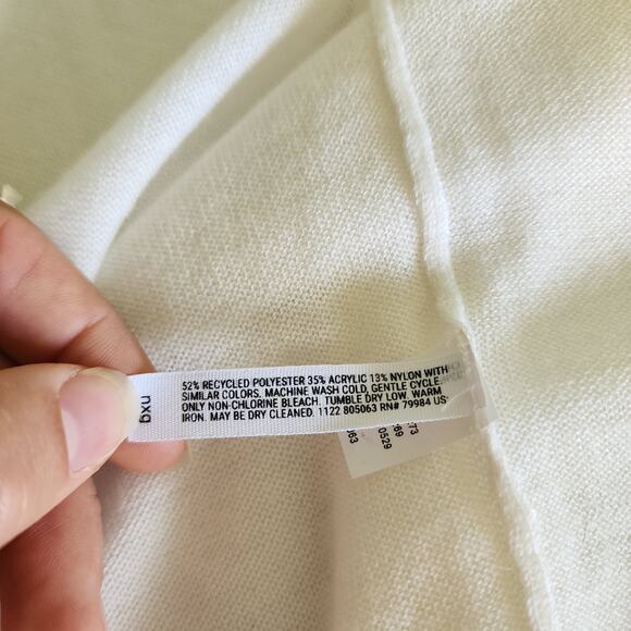 Soma Weekend Womens Convertible Sweater Wrap Size Medium White Lightweight - Picture 9 of 13